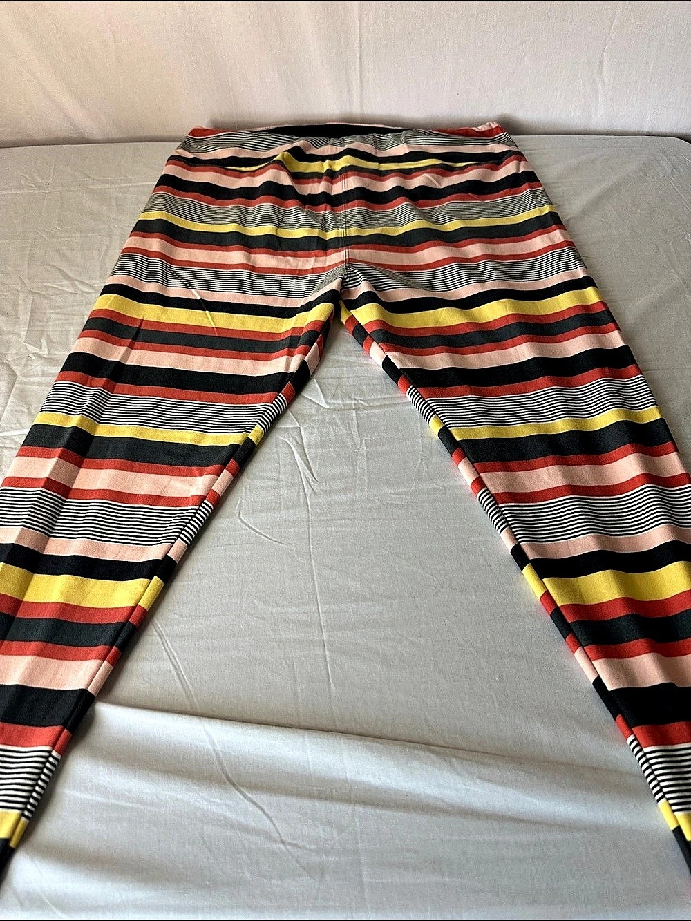 LuLaRoe Striped Leggings in Black & Red
